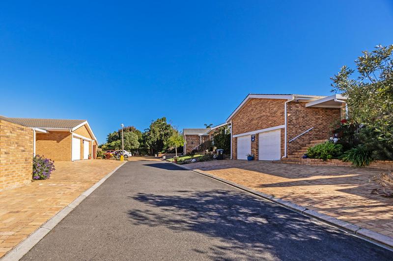 3 Bedroom Property for Sale in Aurora Western Cape